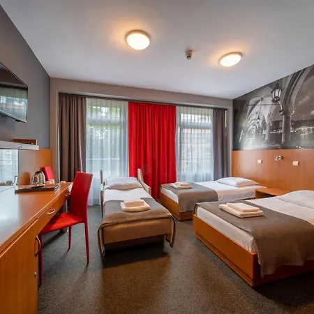 Alexander Otel
