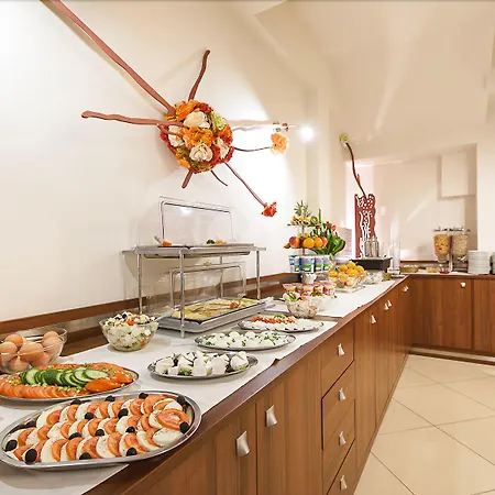 Hotel Alexander 3*