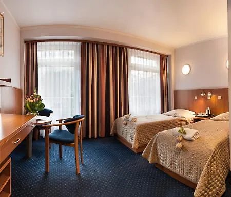 Alexander Otel 3*
