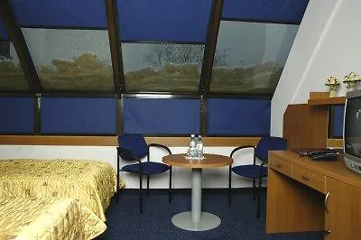 Alexander Hotel 3*