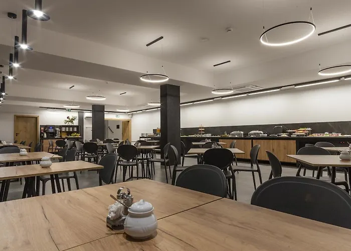 酒店 亚历山大酒店 3*